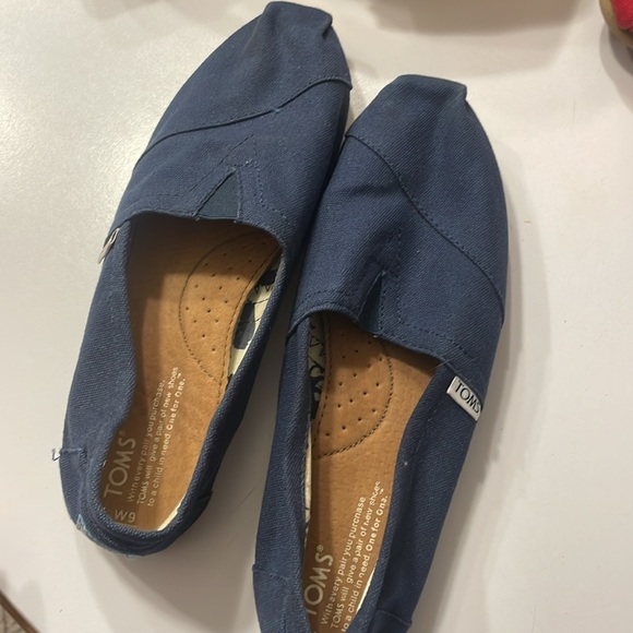TOMS Size 9 Navy blue - Picture 5 of 6